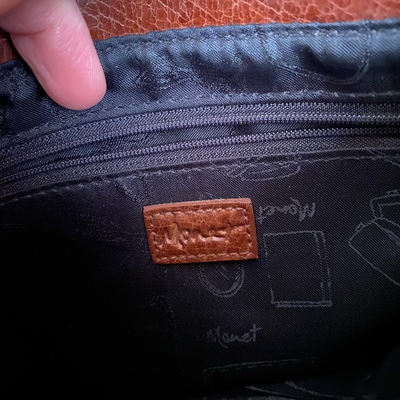 Smart little shoulder bag by Monet - Picture 3 of 4